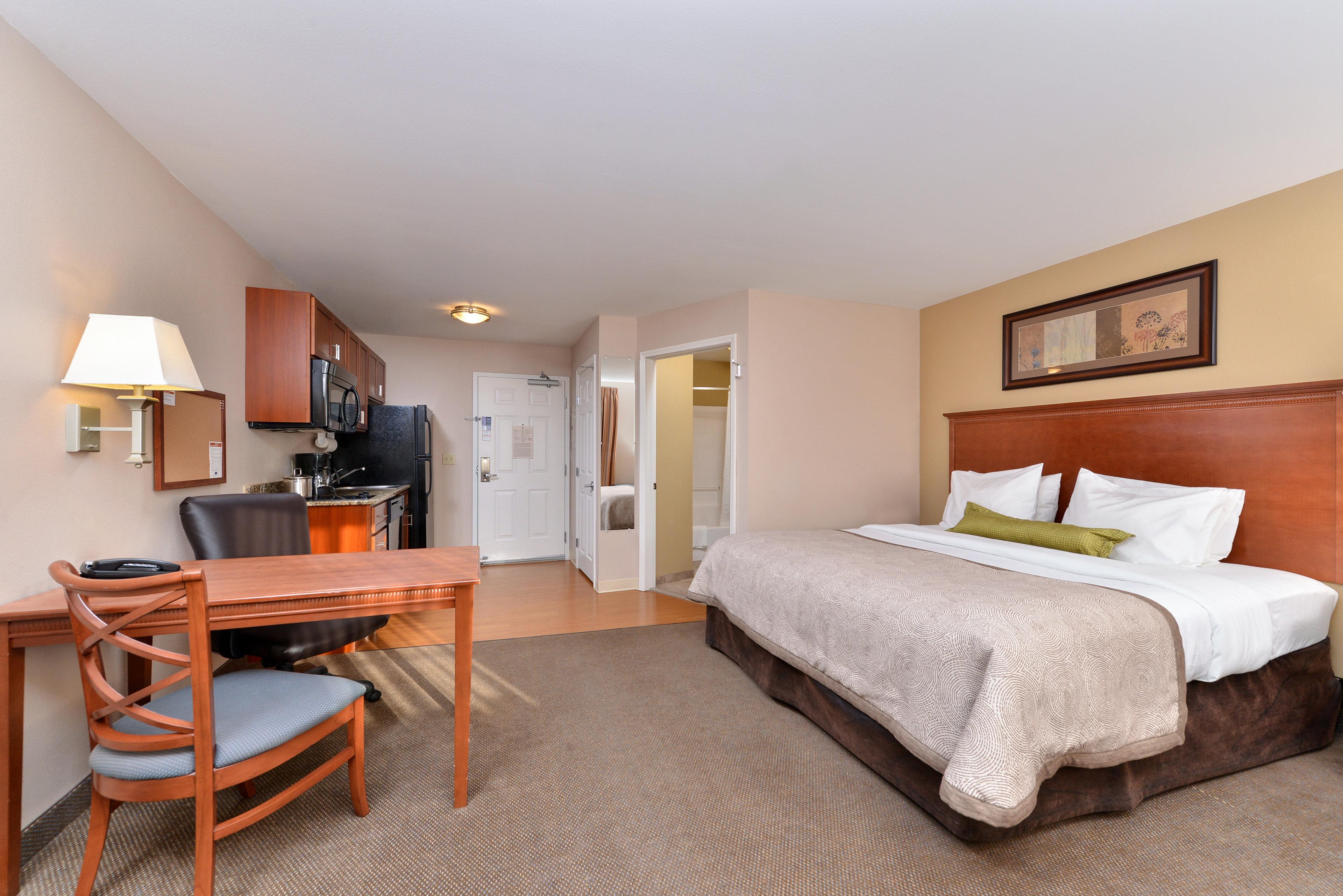 Candlewood Suites Williston By Ihg Exterior photo